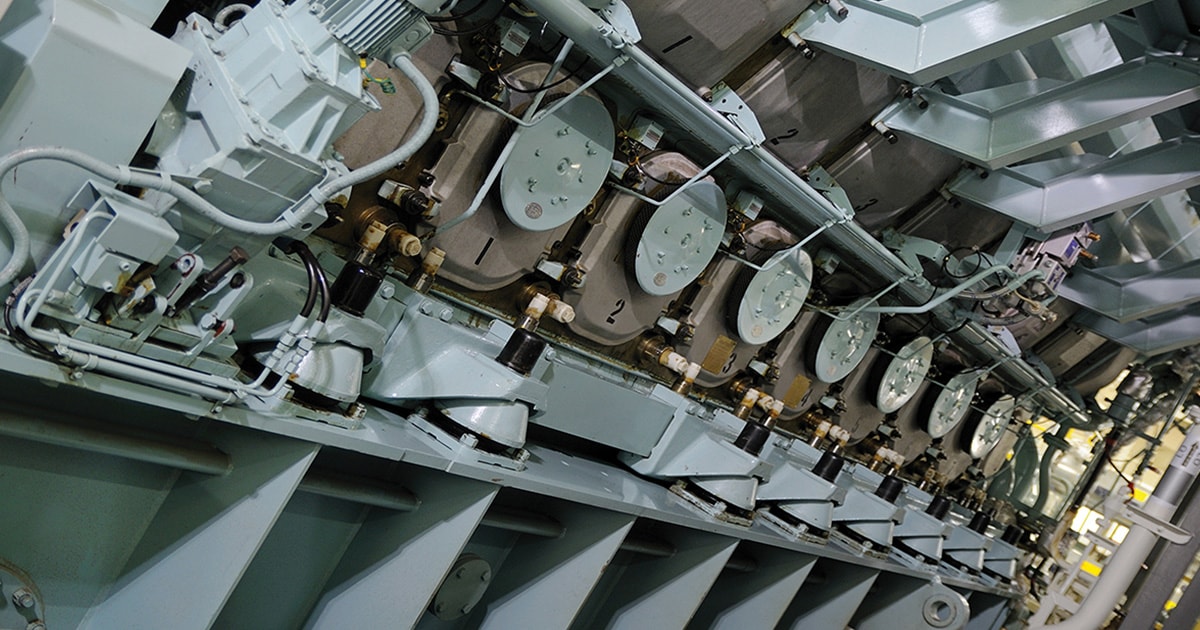 Industrial Maintenance | Engine Inspection | Mobil™